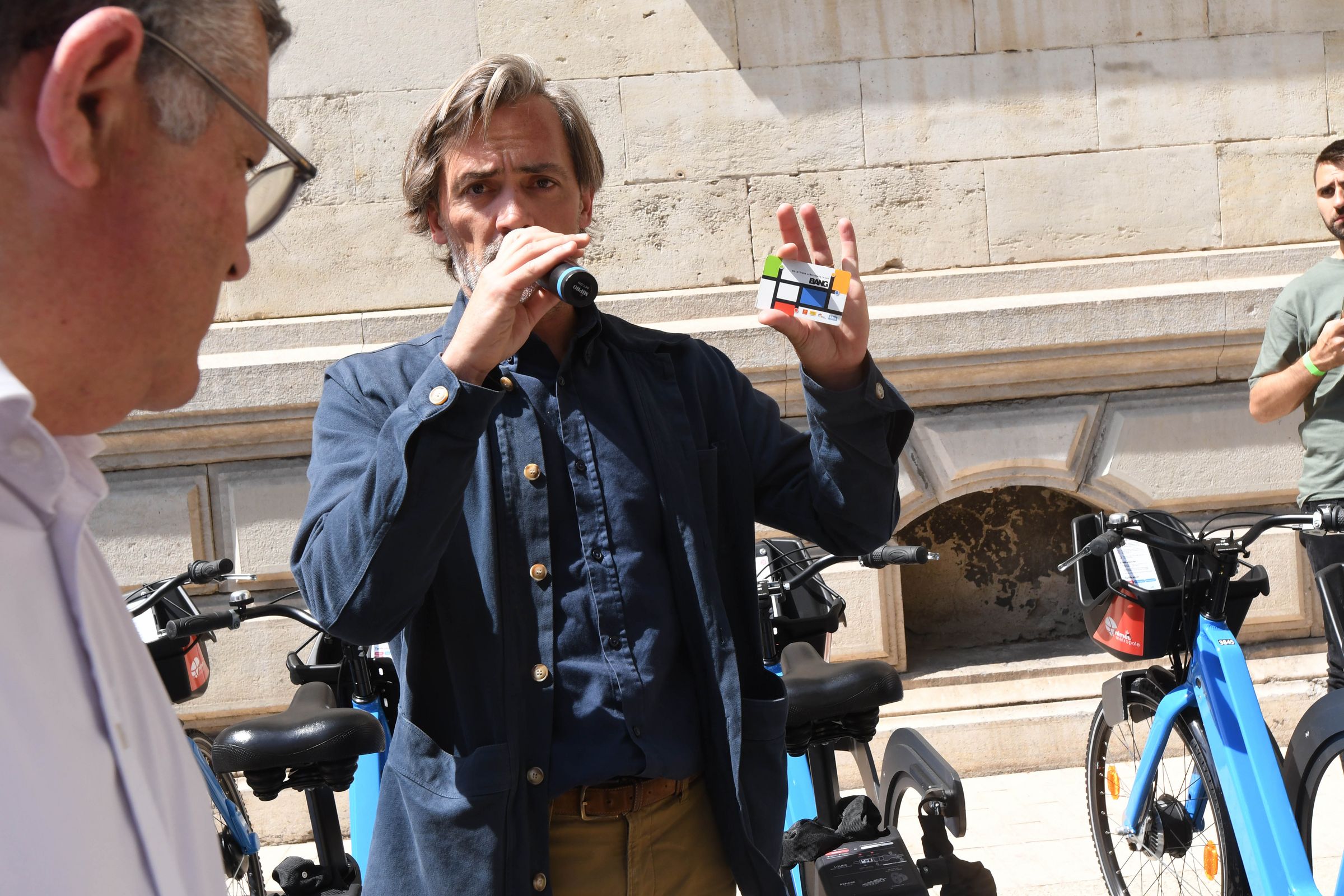 Agrandir l'image 2